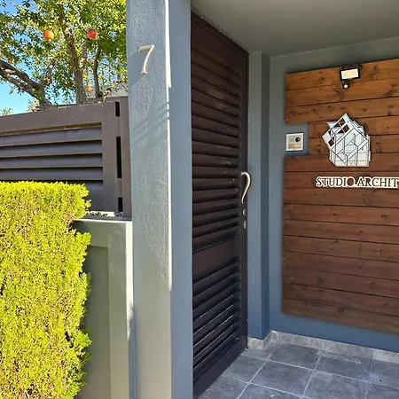 Luxury Studioarchit 7 & Jacuzzi *