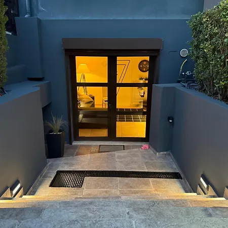 Luxury Studioarchit 7 & Jacuzzi