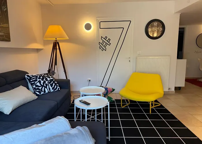 Luxury Studioarchit 7 & Jacuzzi *