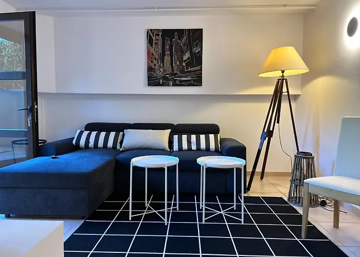 Apartamento Luxury Studioarchit 7 & Jacuzzi *