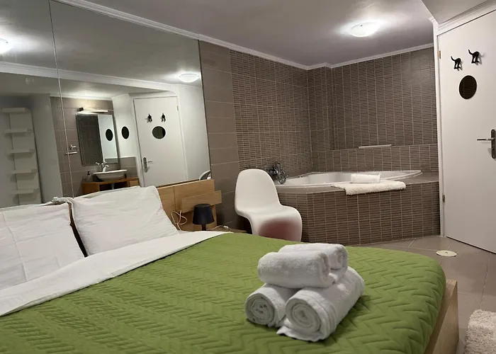 Apartamento Luxury Studioarchit 7 & Jacuzzi Patras