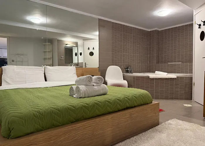 Luxury Studioarchit 7 & Jacuzzi Patras