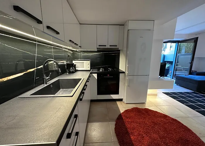 Luxury Studioarchit 7 & Jacuzzi *